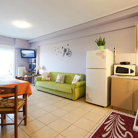 Liland Apartment *